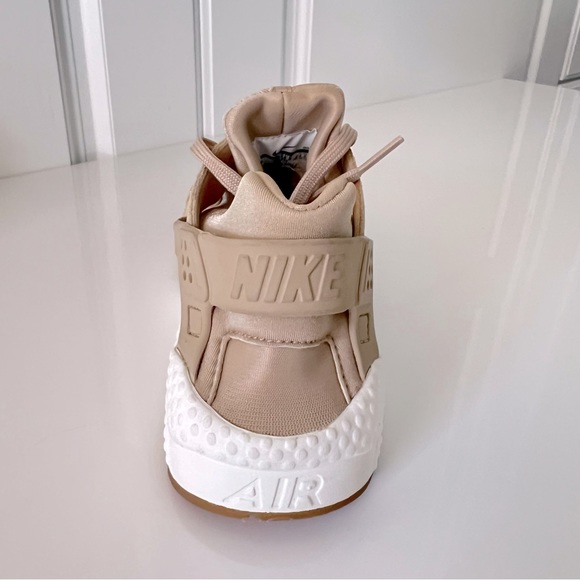 NIKE - Air Huarache By Nike AA0524-200 - Picture 8 of 15